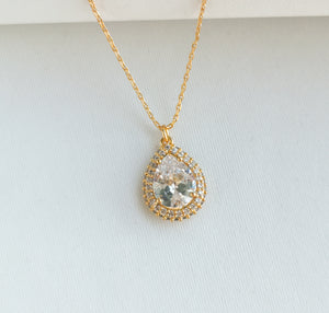 Brilliant Statements Pavé Halo Pendant Gold White Necklace