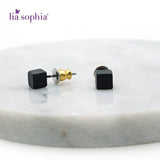 Simple and Beautiful Black Square Earrings by unknown indie designer