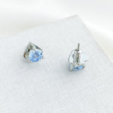 Brilliant Statements Tri-Prong Stud Earrings (Blue)