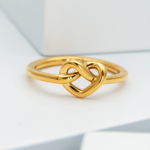 Loves Me Knot Ring Size 7
