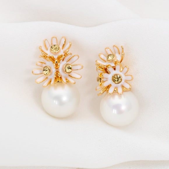 Loves Me Loves Me Not Earrings