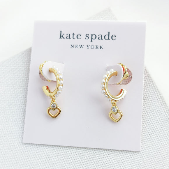 Shining Spade Pearl Huggie Earrings